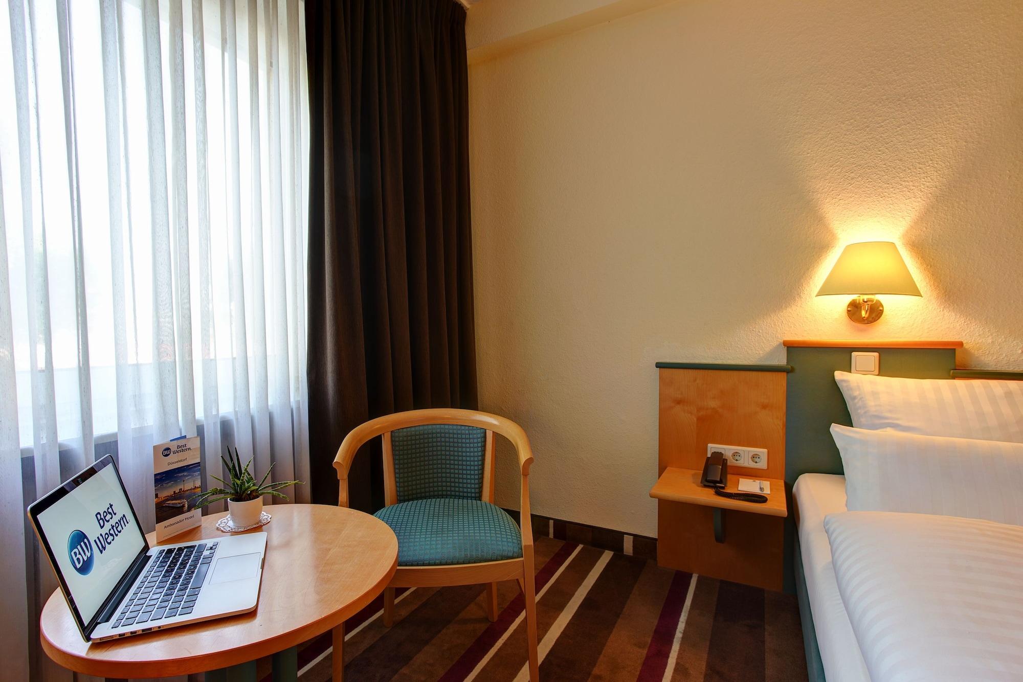 Sure Hotel By Best Western Ambassador Duesseldorf Bagian luar foto