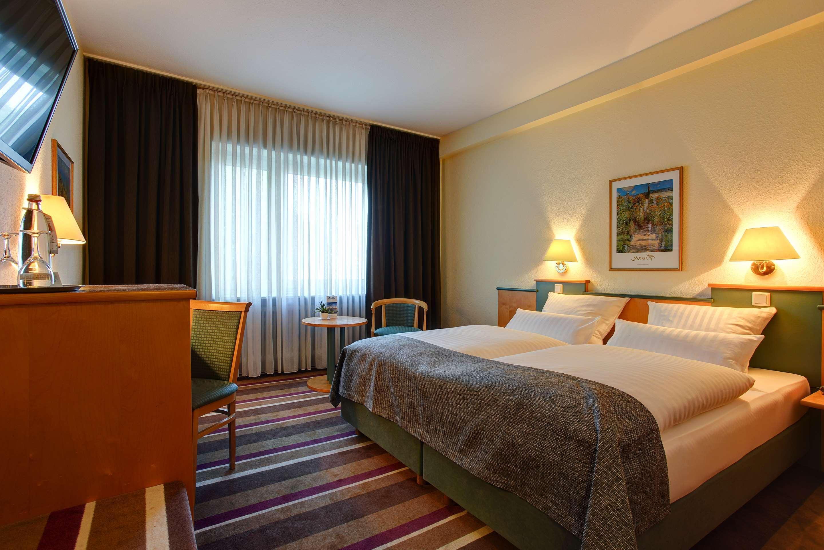 Sure Hotel By Best Western Ambassador Duesseldorf Bagian luar foto