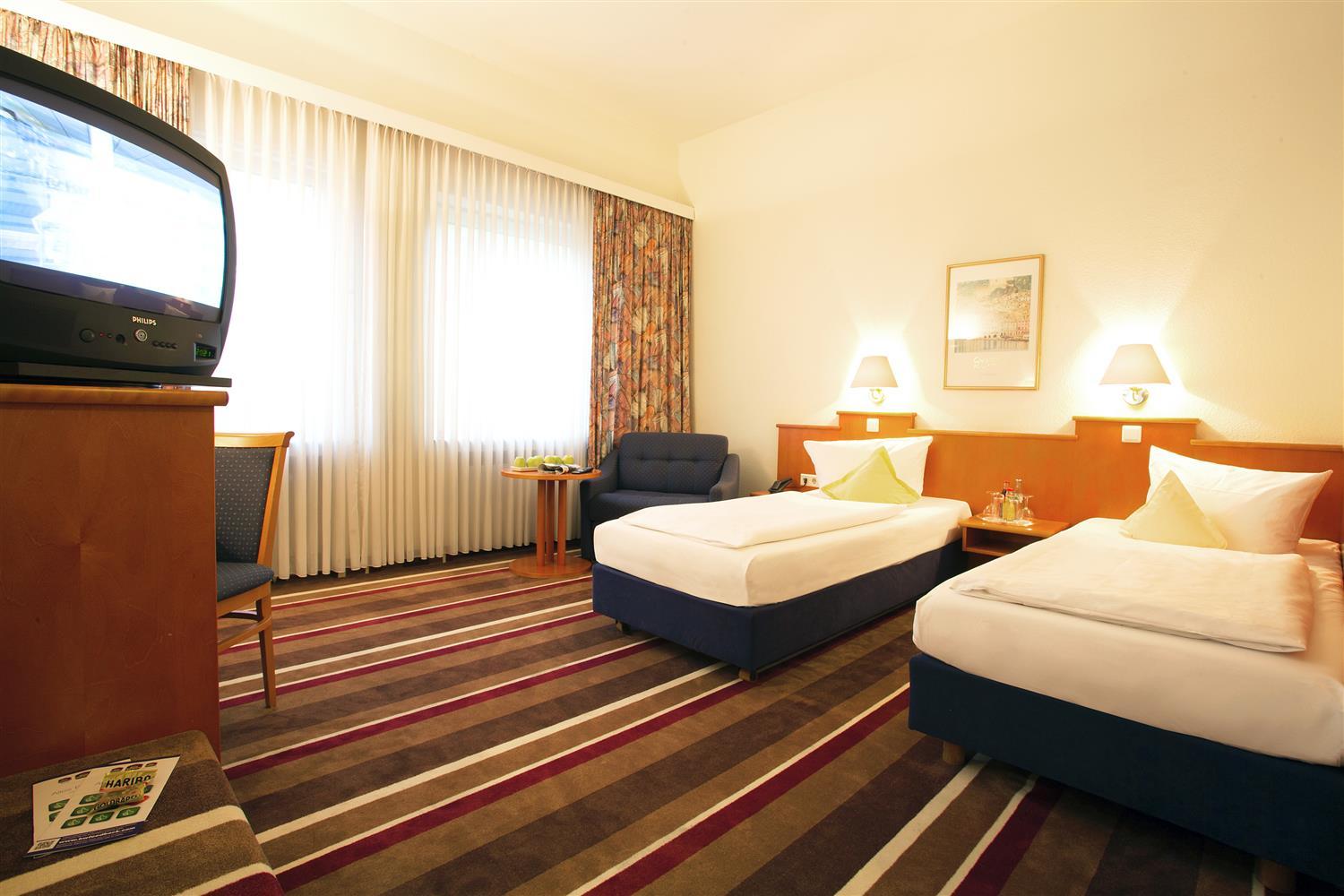 Sure Hotel By Best Western Ambassador Duesseldorf Bagian luar foto