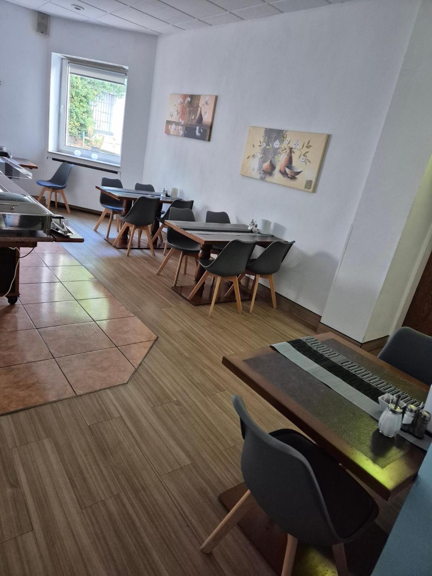 Sure Hotel By Best Western Ambassador Duesseldorf Bagian luar foto
