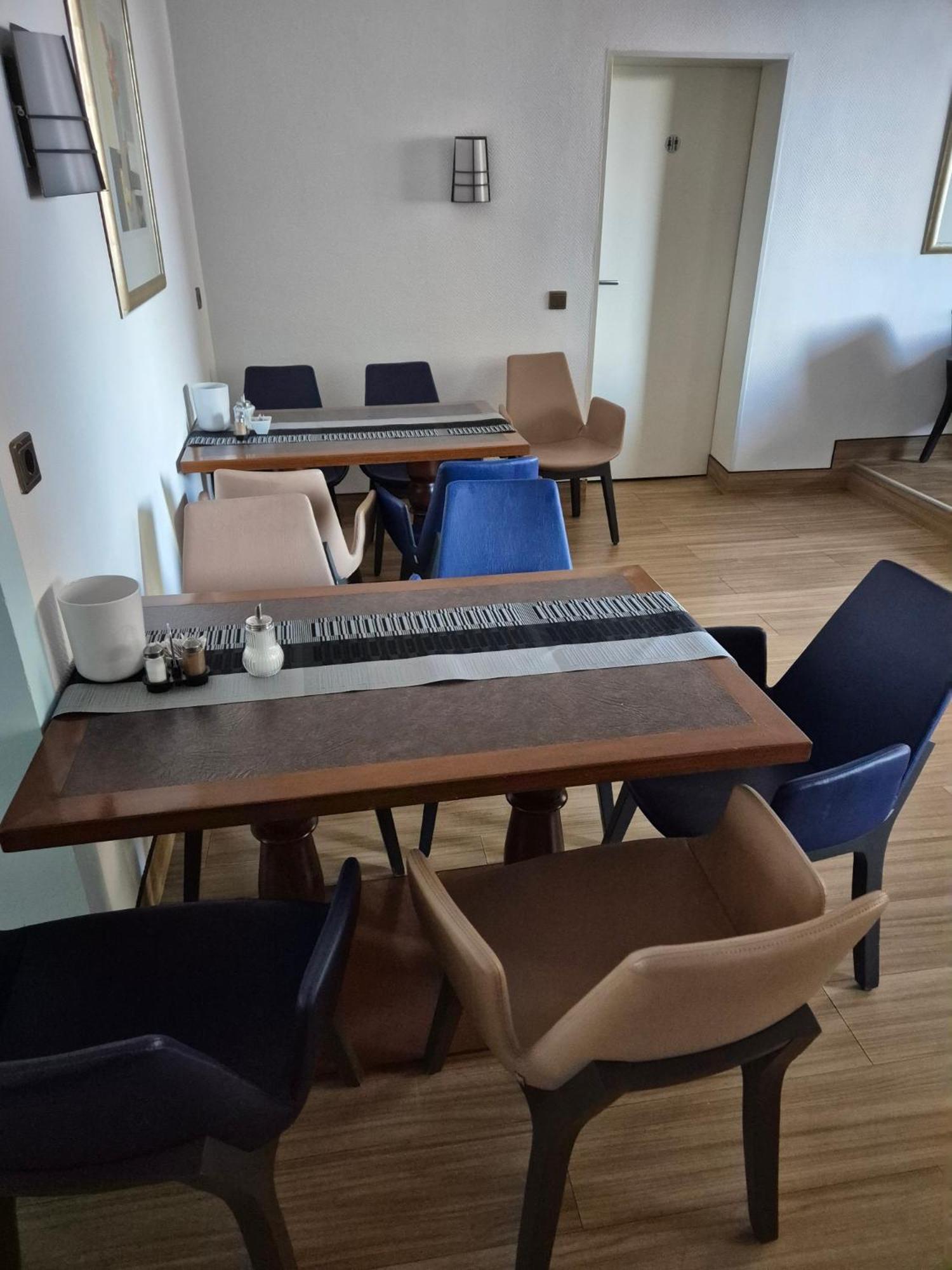 Sure Hotel By Best Western Ambassador Duesseldorf Bagian luar foto