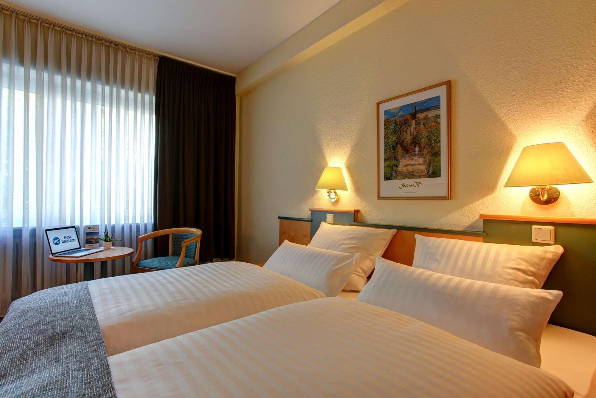 Sure Hotel By Best Western Ambassador Duesseldorf Bagian luar foto