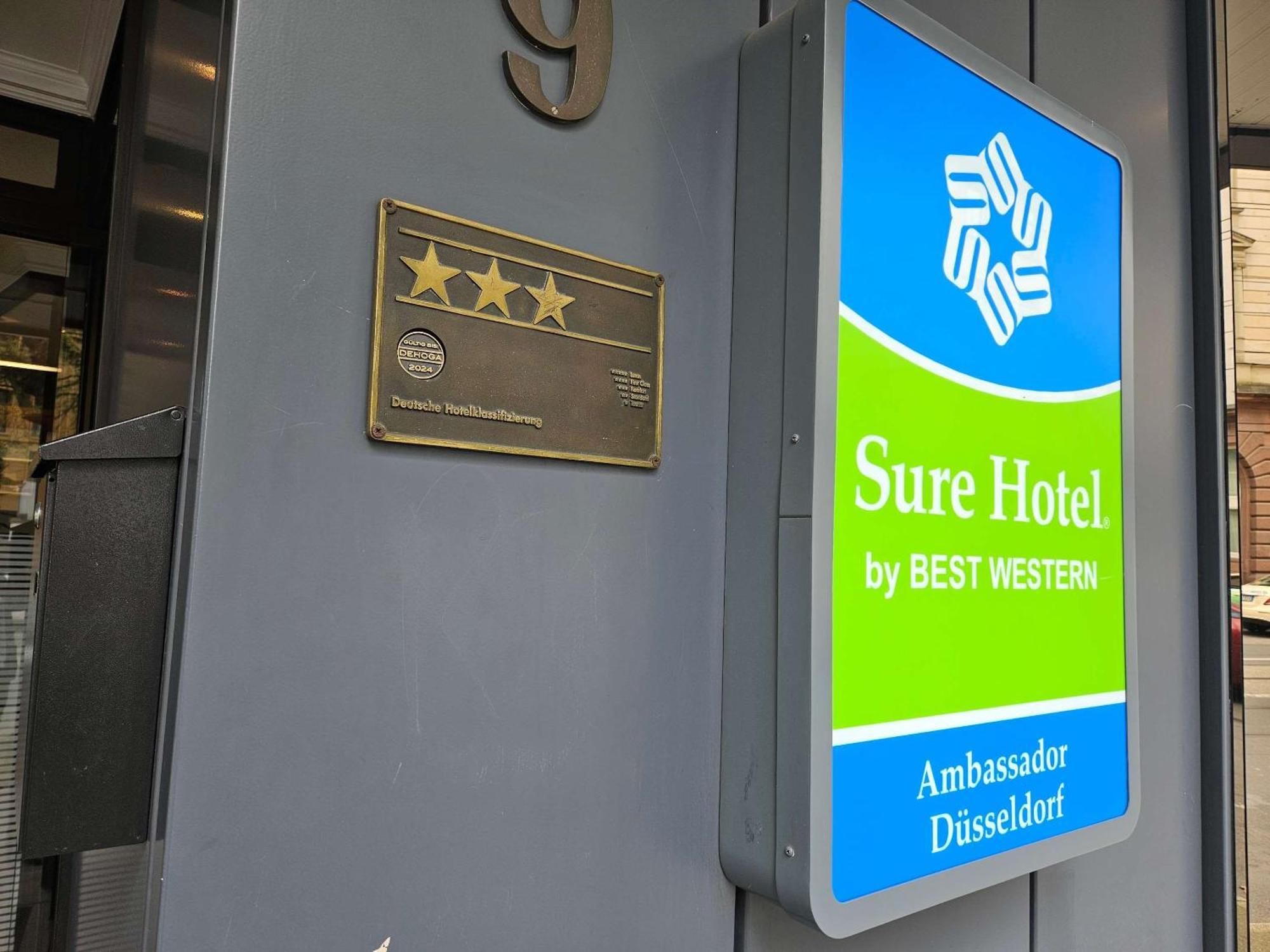 Sure Hotel By Best Western Ambassador Duesseldorf Bagian luar foto