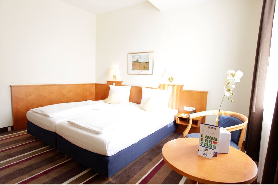 Sure Hotel By Best Western Ambassador Duesseldorf Bagian luar foto